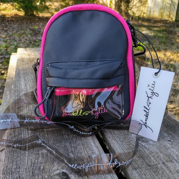 NWT Kendall + Kylie Mini Vanity That Convert's to a Crossbody Bag| Black & Pink! - Picture 6 of 11